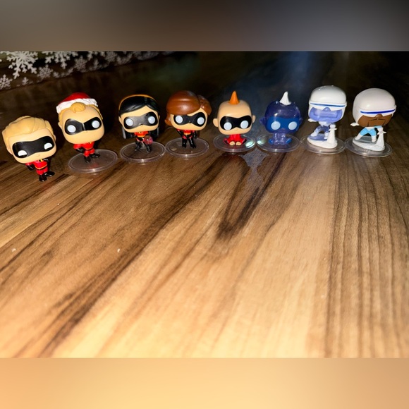Disney Other - Incredibles Mini Figure Funko Set - Holiday themed